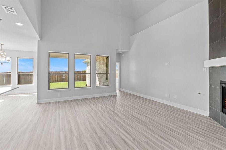 DAL_Meadow Vista_Kendall_1701 Willowhurst Lane (15) DAL_Meadow Vista_Kendall_1701 Willowhurst Lane (15)