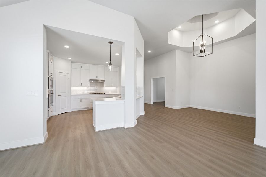 Spacious, unfurnished interior of a new home in Santa Rita Ranch, Liberty Hill (Image 42).
