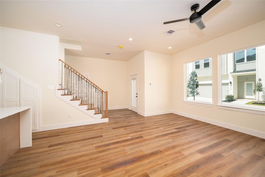Spacious, unfurnished interior of a new home in , Houston (Image 25).
