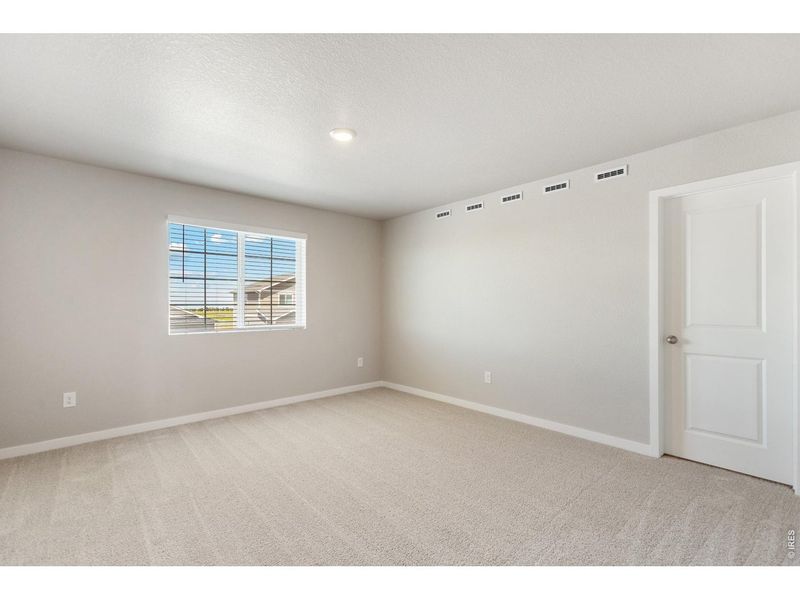 Spacious, unfurnished interior of a new home in , Frederick (Image 15).