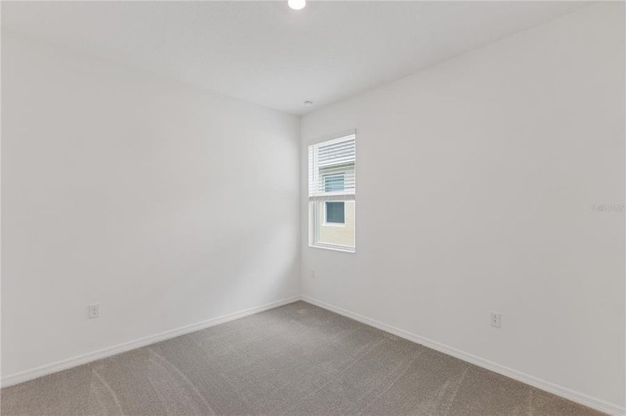 Spacious, unfurnished interior of a new home in Mirror Lake Village, Fruitland Park (Image 20). Spacious, unfurnished interior of a new home in Mirror Lake Village, Fruitland Park (Image 20).