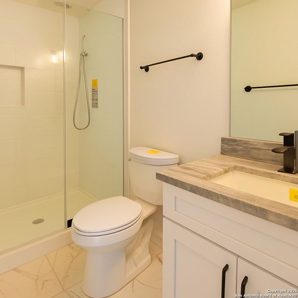 Furnished interior view inside a new home in , Canyon Lake (Image 6).