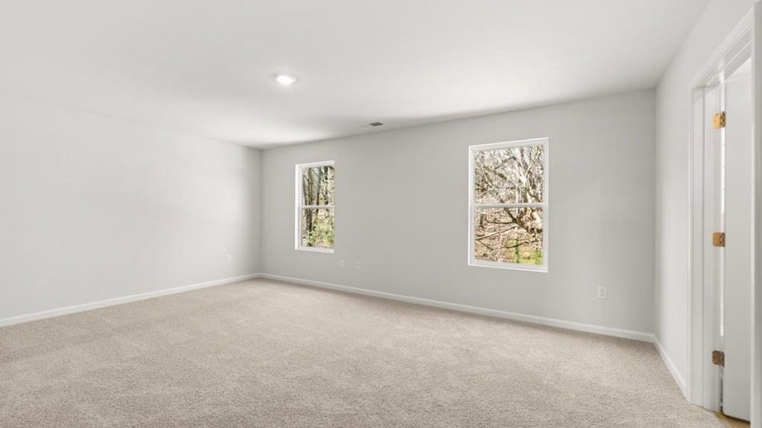 Spacious, unfurnished interior of a new home in Liberty Crossing, Braselton (Image 18).