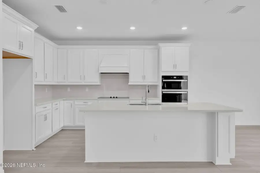 Furnished interior view inside a new home in Hyland Trail, Green Cove Springs (Image 6). Furnished interior view inside a new home in Hyland Trail, Green Cove Springs (Image 6).