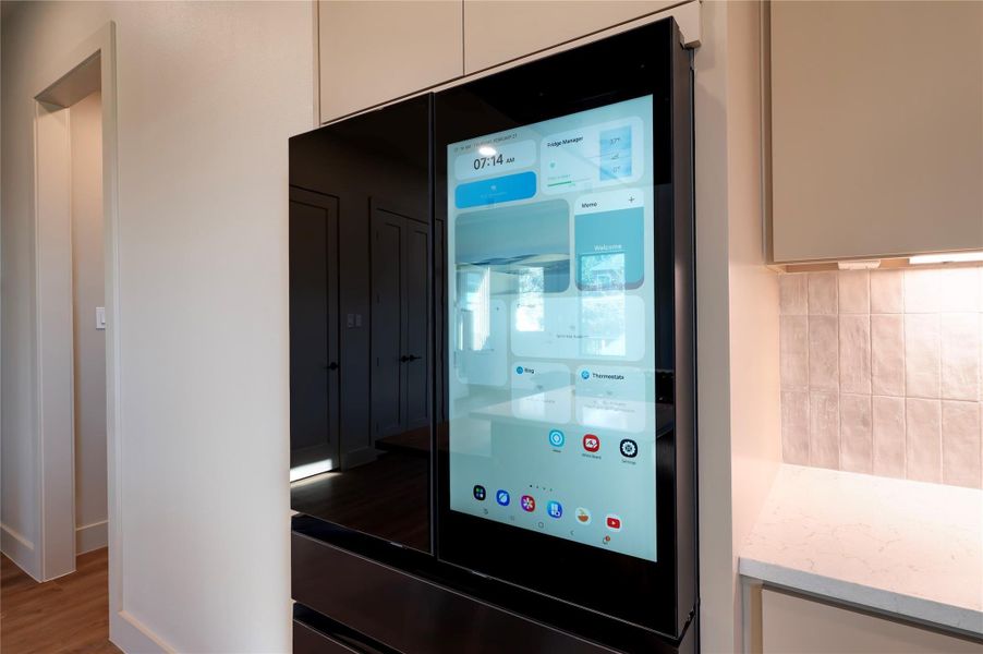 Smart refrigerator Smart refrigerator