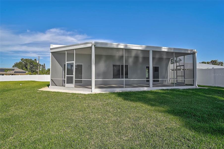 Exterior details and patio area of a home in , North Port (Image 20).