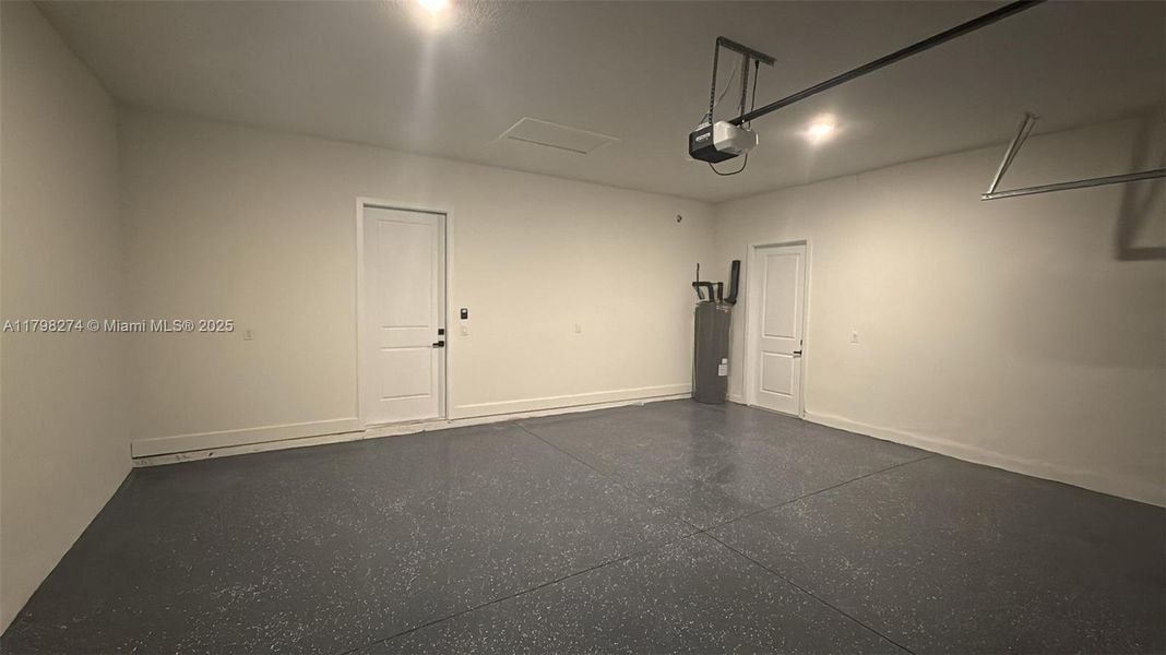 Spacious, unfurnished interior of a new home in , Port Charlotte (Image 18). Spacious, unfurnished interior of a new home in , Port Charlotte (Image 18).