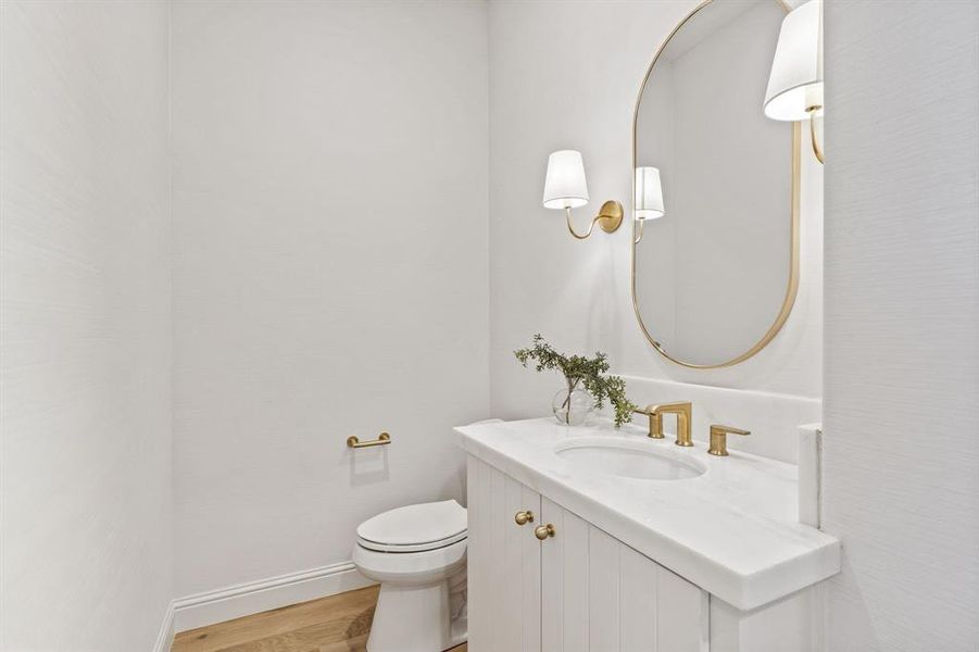 Furnished interior view inside a new home in , Dallas (Image 29).