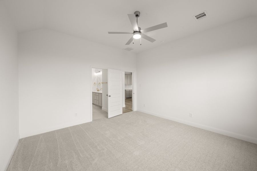 Spacious, unfurnished interior of a new home in Vista Point, Grandview (Image 26). Spacious, unfurnished interior of a new home in Vista Point, Grandview (Image 26).
