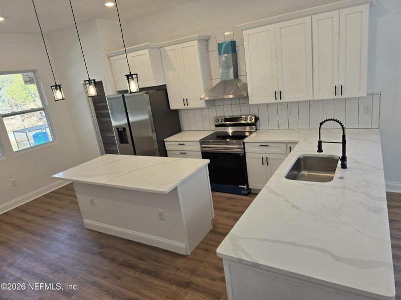 Furnished interior view inside a new home in , Jacksonville (Image 7).