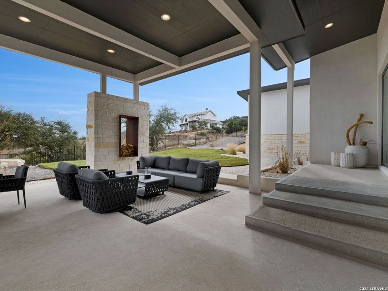Exterior details and patio area of a home in , San Antonio (Image 26).