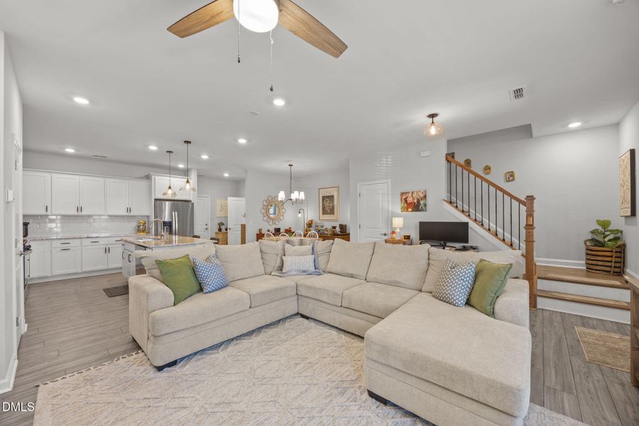 21-web-or-mls-IMG_9018 21-web-or-mls-IMG_9018