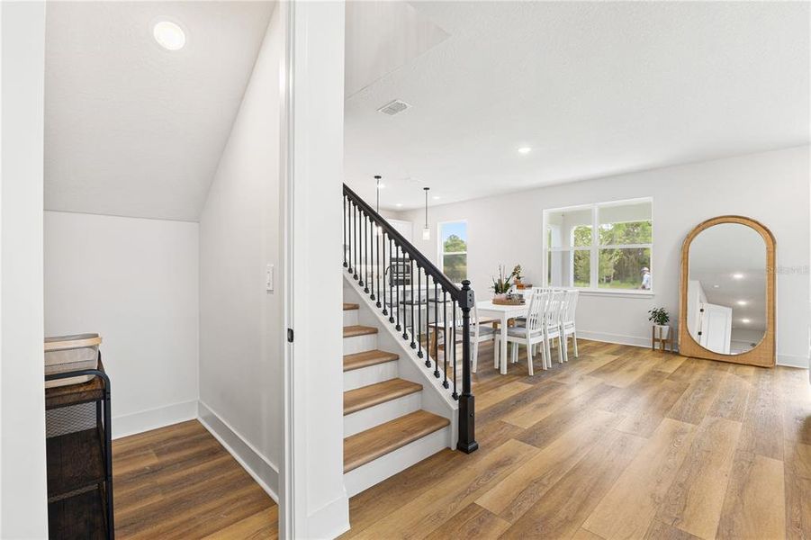 Spacious, unfurnished interior of a new home in Summerlake Reserve, Winter Garden (Image 23). Spacious, unfurnished interior of a new home in Summerlake Reserve, Winter Garden (Image 23).