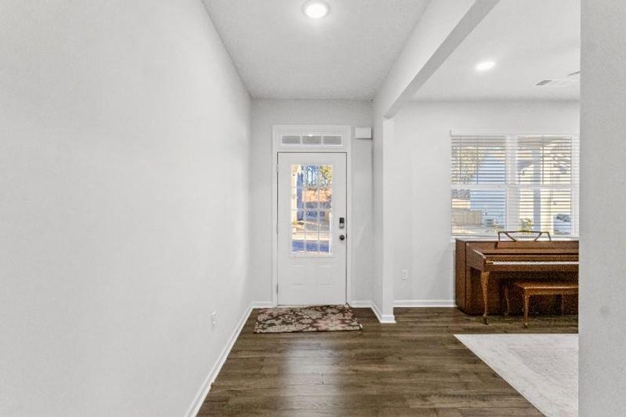 Spacious, unfurnished interior of a new home in , Dawsonville (Image 21).