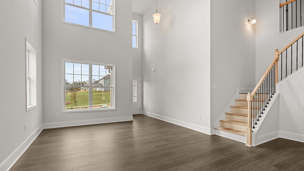 Representative unfurnished interior of a home built from the Westerly by D.R. Horton in Thalley Creek Estates, Cumming (Image 15).