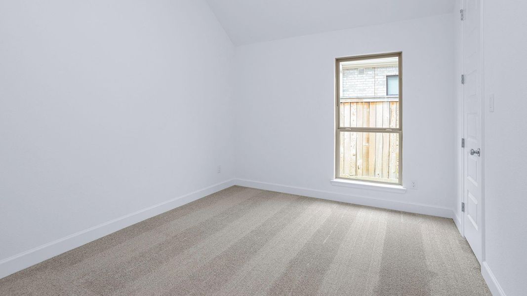 Spacious, unfurnished interior of a new home in Kresston, Montgomery (Image 8).