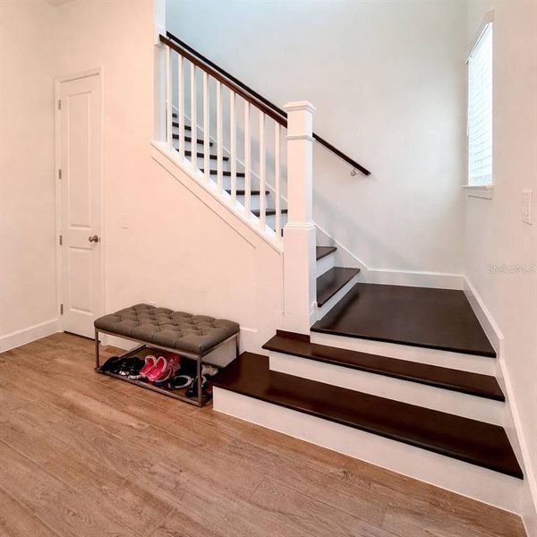 Furnished interior view inside a new home in , Winter Garden (Image 14).