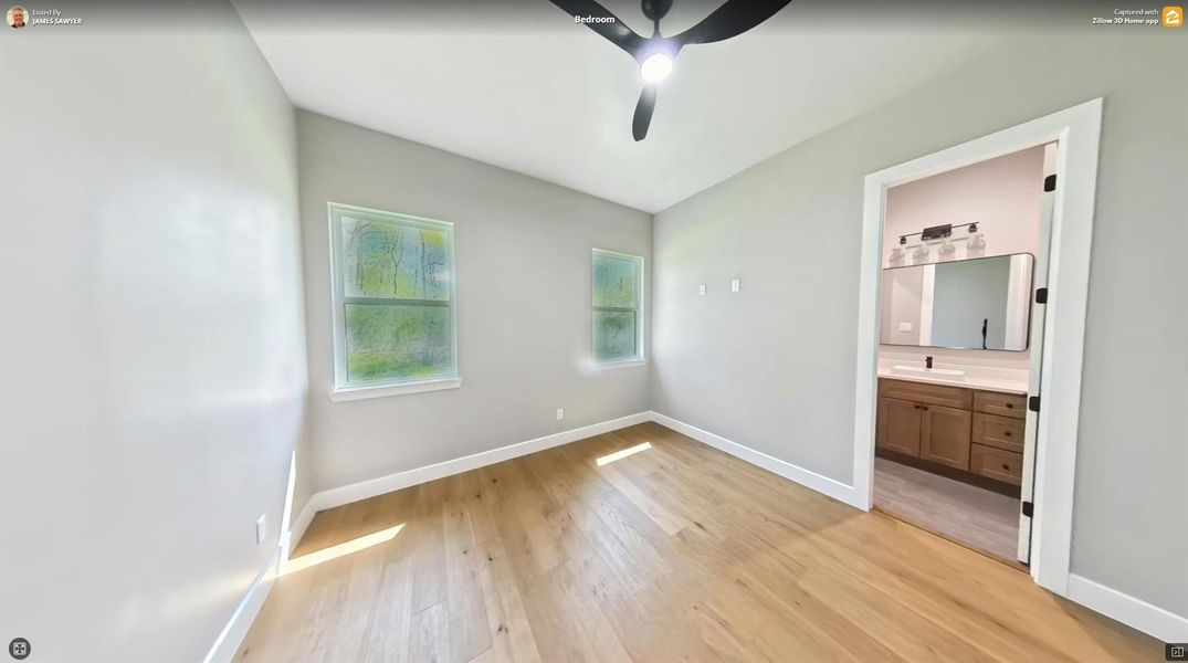 Spacious, unfurnished interior of a new home in , Conroe (Image 30).
