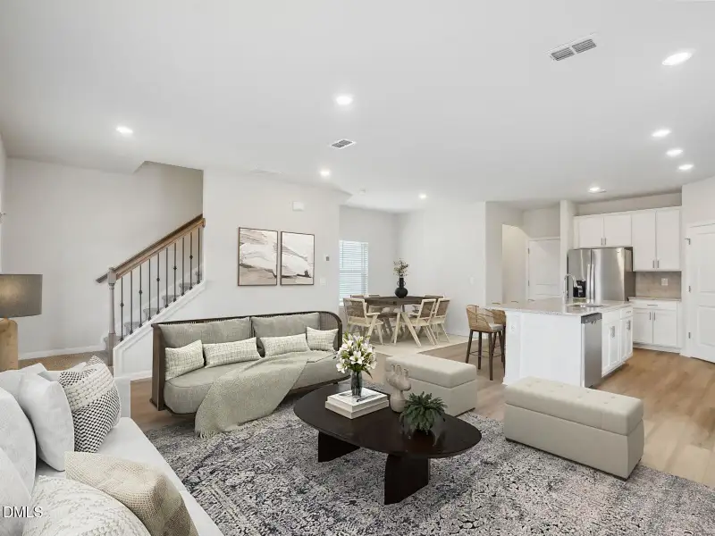 2 - Living 2 - Living