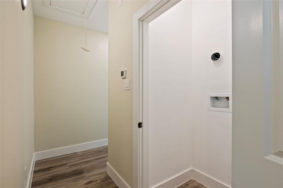 Spacious, unfurnished interior of a new home in , Alvin (Image 15).