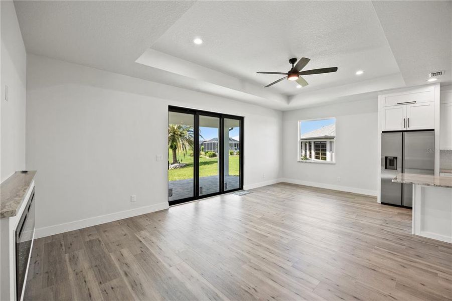 Spacious, unfurnished interior of a new home in , Rotonda West (Image 7).