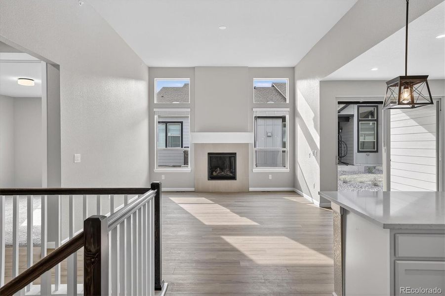 Spacious, unfurnished interior of a new home in Deer Creek, Littleton (Image 25).