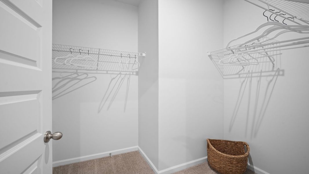 Spacious, unfurnished interior of a new home in Rice Hope, Port Wentworth (Image 20).