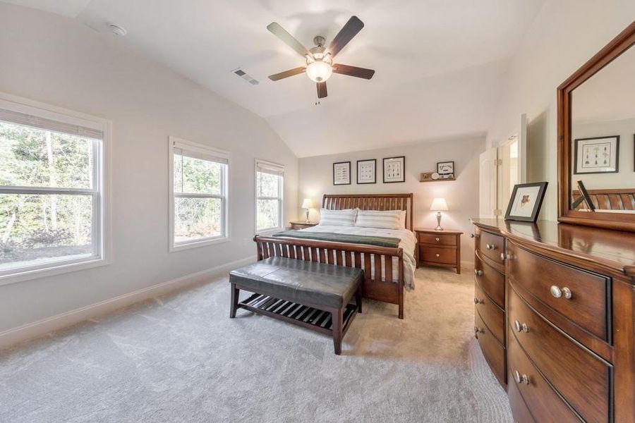 Image 42 of a home in Madeira.