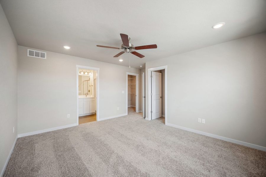 Spacious, unfurnished interior of a new home in Aspen Ranch, Fountain (Image 28). Spacious, unfurnished interior of a new home in Aspen Ranch, Fountain (Image 28).