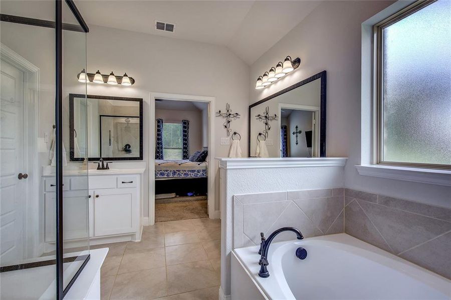 Furnished interior view inside a new home in , Lone Oak (Image 22). Furnished interior view inside a new home in , Lone Oak (Image 22).