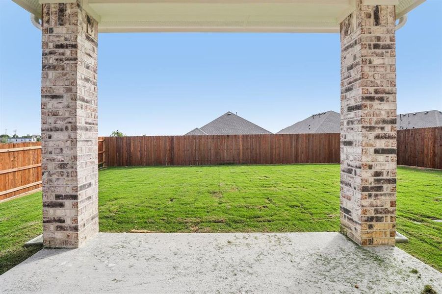 Exterior details and patio area of a home in Lone Oak, Alvarado (Image 2). Exterior details and patio area of a home in Lone Oak, Alvarado (Image 2).