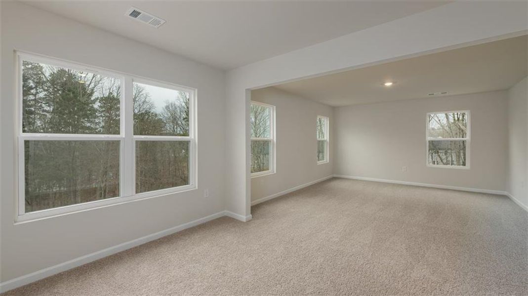 Spacious, unfurnished interior of a new home in Brooks Station, Dacula (Image 25).