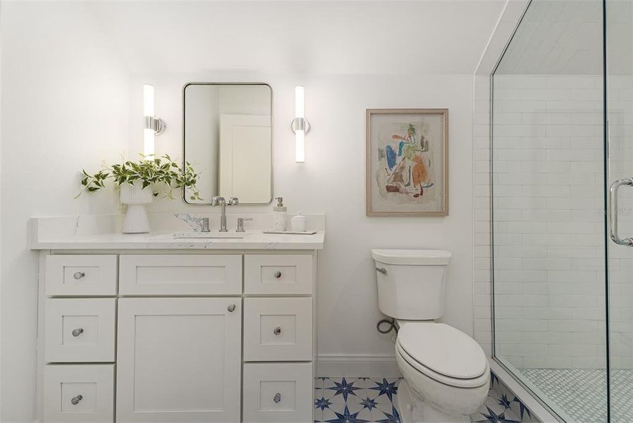 Furnished interior view inside a new home in , Lakeland (Image 56).