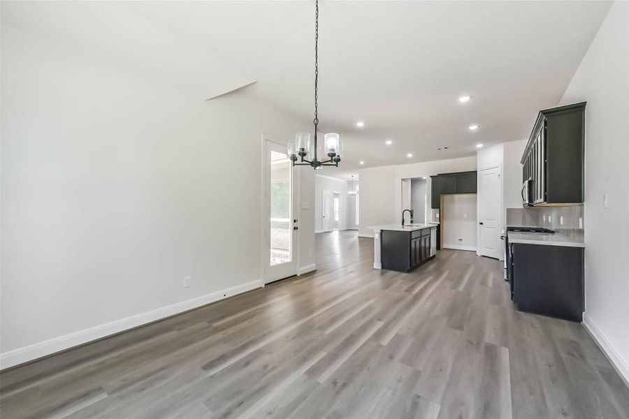 Spacious, unfurnished interior of a new home in , Baytown (Image 30).