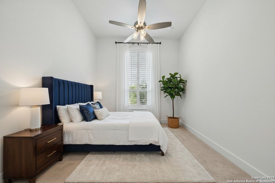 Furnished interior view inside a new home in Front Gate in Fair Oaks Ranch, Fair Oaks Ranch (Image 16). Furnished interior view inside a new home in Front Gate in Fair Oaks Ranch, Fair Oaks Ranch (Image 16).
