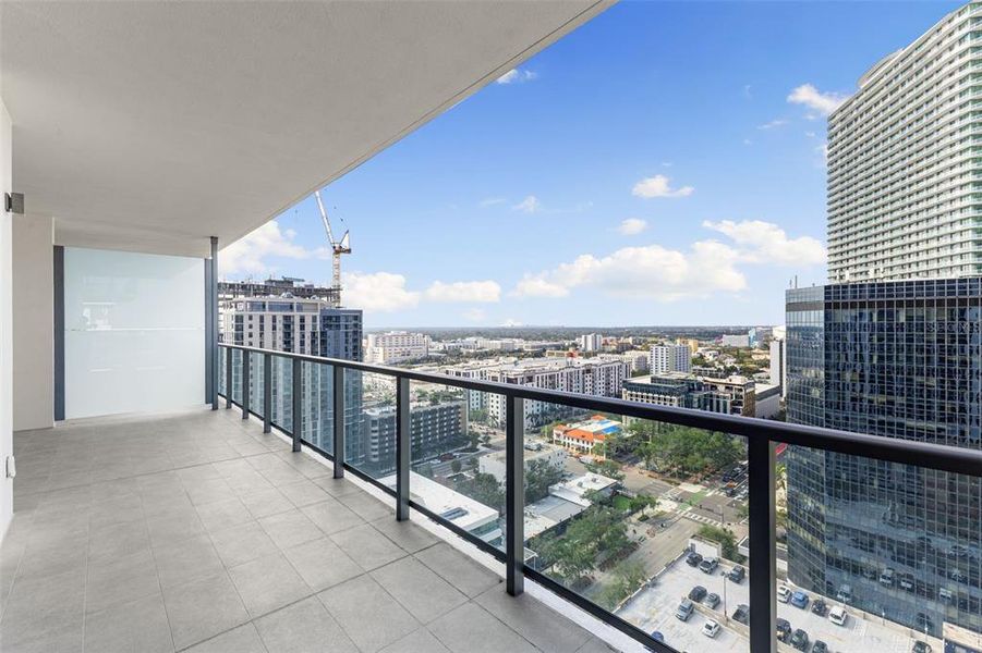 Condo located in St. Petersburg, FL showcasing its design and architecture (Image 29). Condo located in St. Petersburg, FL showcasing its design and architecture (Image 29).