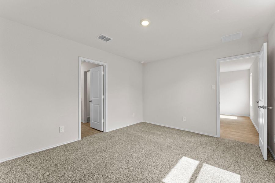 Spacious, unfurnished interior of a new home in Sunset Oaks, Maxwell (Image 26). Spacious, unfurnished interior of a new home in Sunset Oaks, Maxwell (Image 26).