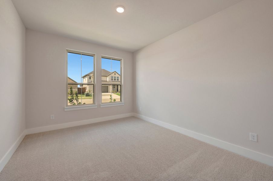 Spacious, unfurnished interior of a new home in LaPrelle, Fort Worth (Image 24).