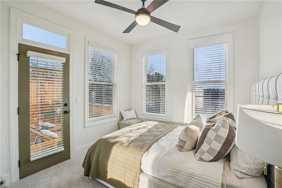 Furnished interior view inside a new home in IveyBrooke, Alpharetta (Image 32).