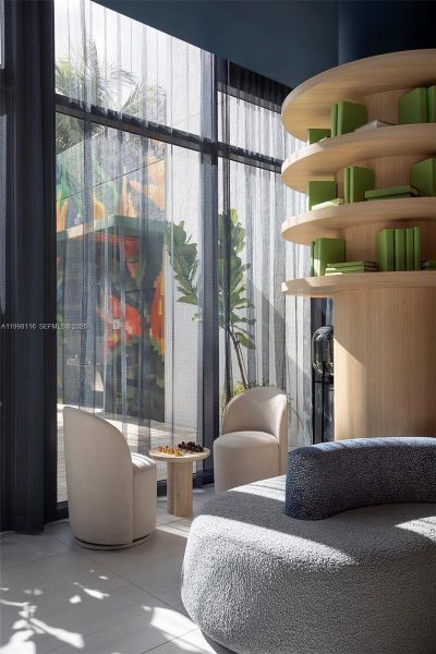 Community amenities in , Hallandale Beach (Image 38).