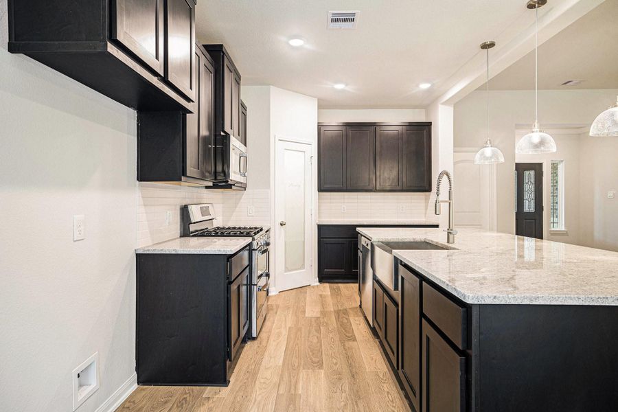 Furnished interior view inside a new home in Oakwood Ranch, Willis (Image 3). Furnished interior view inside a new home in Oakwood Ranch, Willis (Image 3).