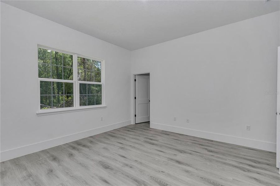 Spacious, unfurnished interior of a new home in , Dunnellon (Image 29). Spacious, unfurnished interior of a new home in , Dunnellon (Image 29).