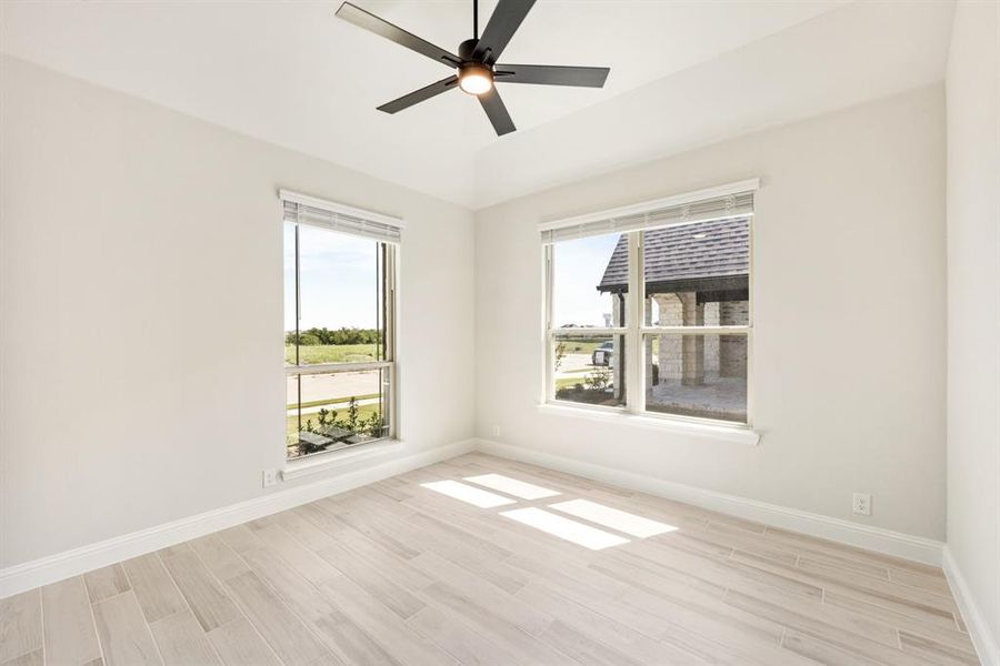 Spacious, unfurnished interior of a new home in Devonshire Classic 50-55, Forney (Image 20). Spacious, unfurnished interior of a new home in Devonshire Classic 50-55, Forney (Image 20).