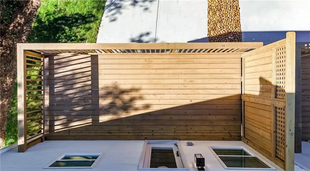 Exterior details and patio area of a home in , Mableton (Image 20).