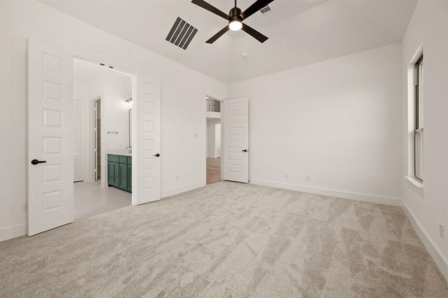 Spacious, unfurnished interior of a new home in Parks of Aledo, Aledo (Image 20).