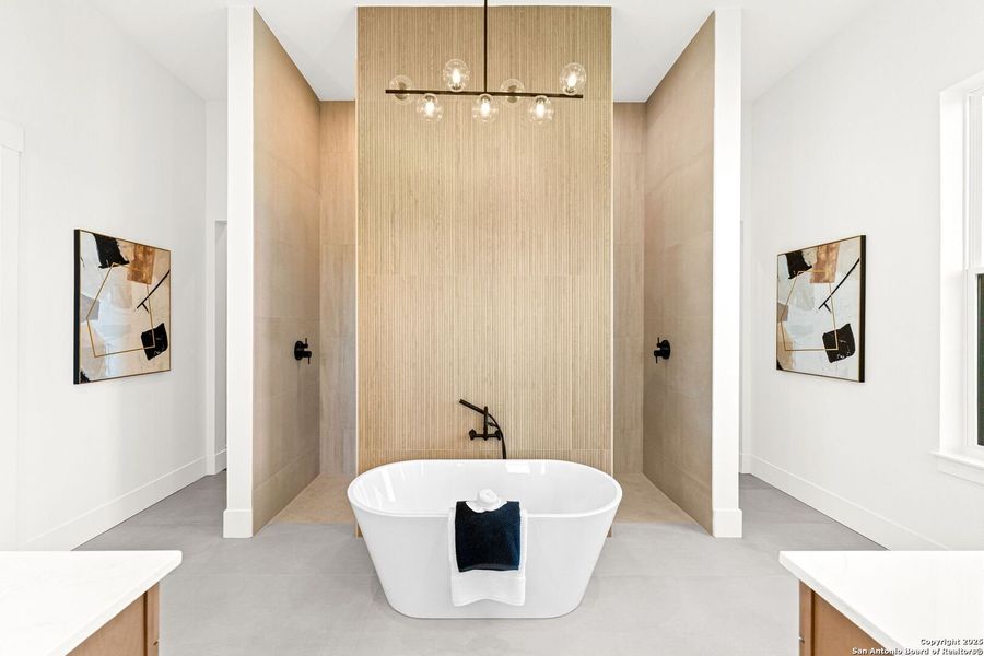 Furnished interior view inside a new home in , Bandera (Image 7).