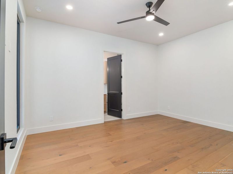 Spacious, unfurnished interior of a new home in , Boerne (Image 40).