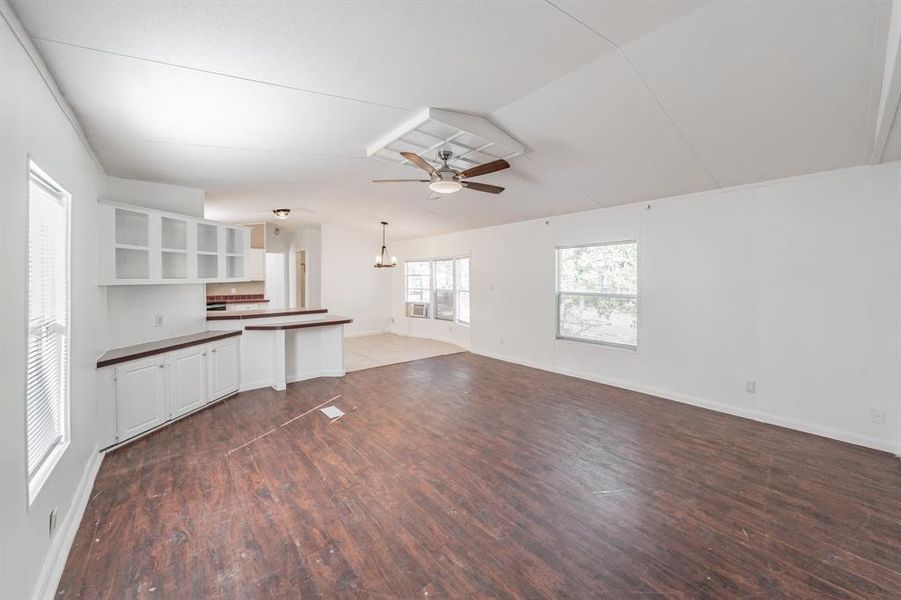 Spacious, unfurnished interior of a new home in , Millsap (Image 17).