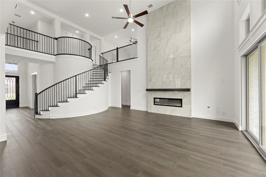 08. 991 Georgetown - Family (2)