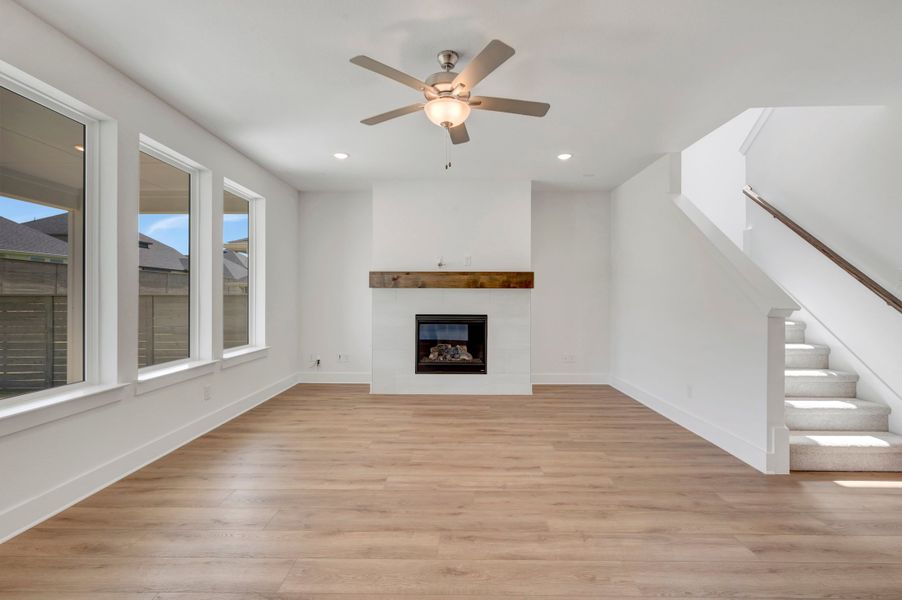 Spacious, unfurnished interior of a new home in Treeline, Justin (Image 19). Spacious, unfurnished interior of a new home in Treeline, Justin (Image 19).
